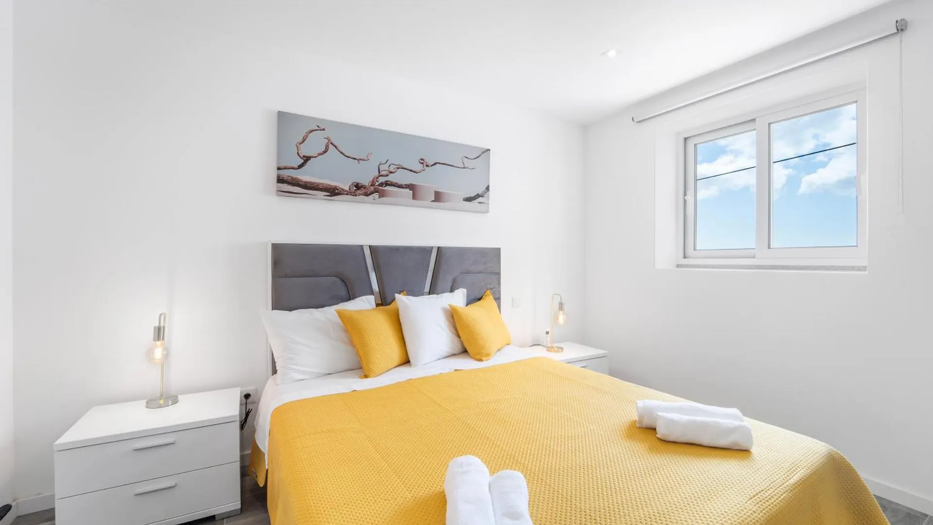 Brand New Apartment - Balcony With Sea View Florenças